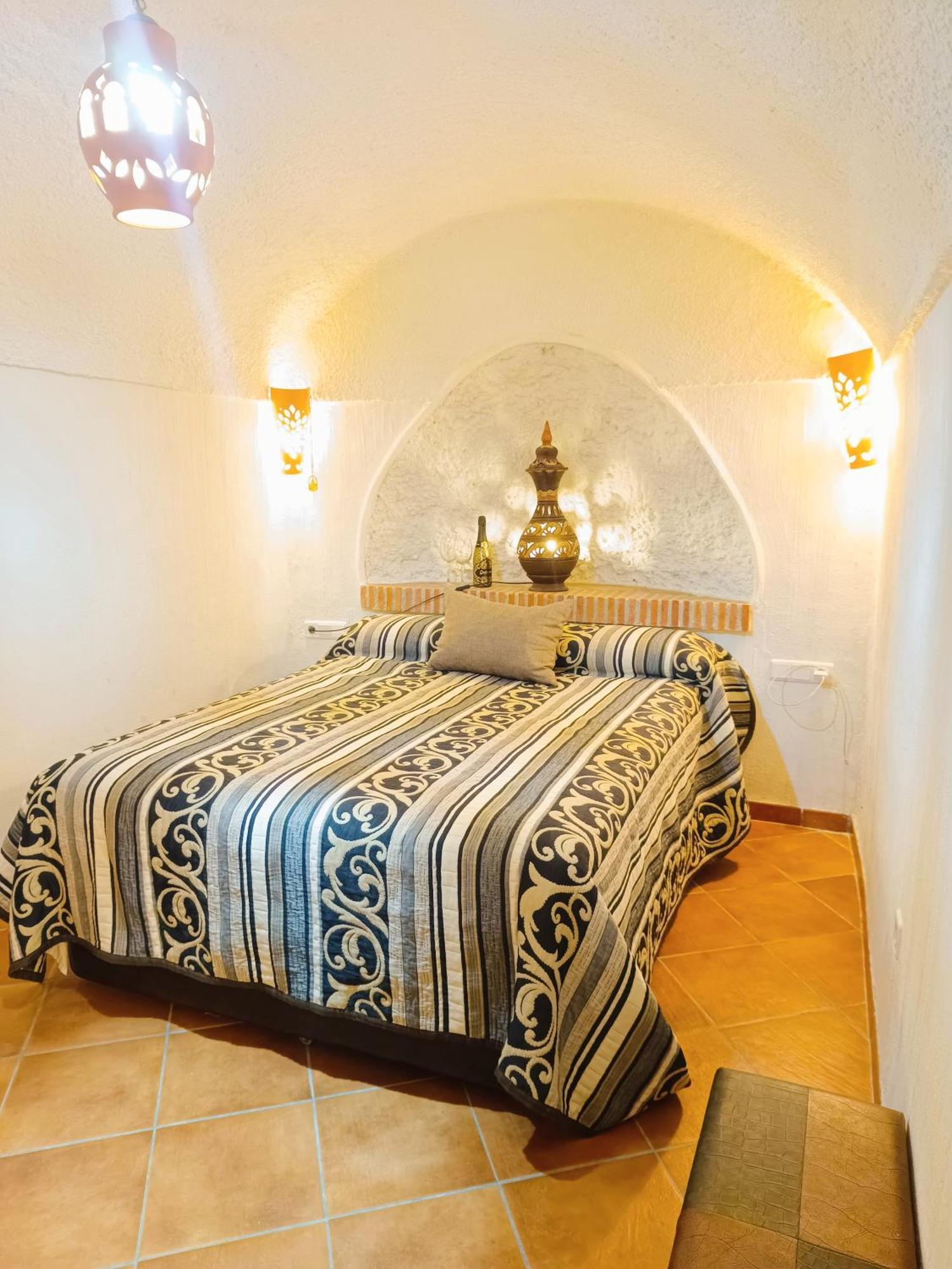 Villa Casa Cueva The Exclusive Royal Andalusian Cave Alcudia de Guadix Exterior foto